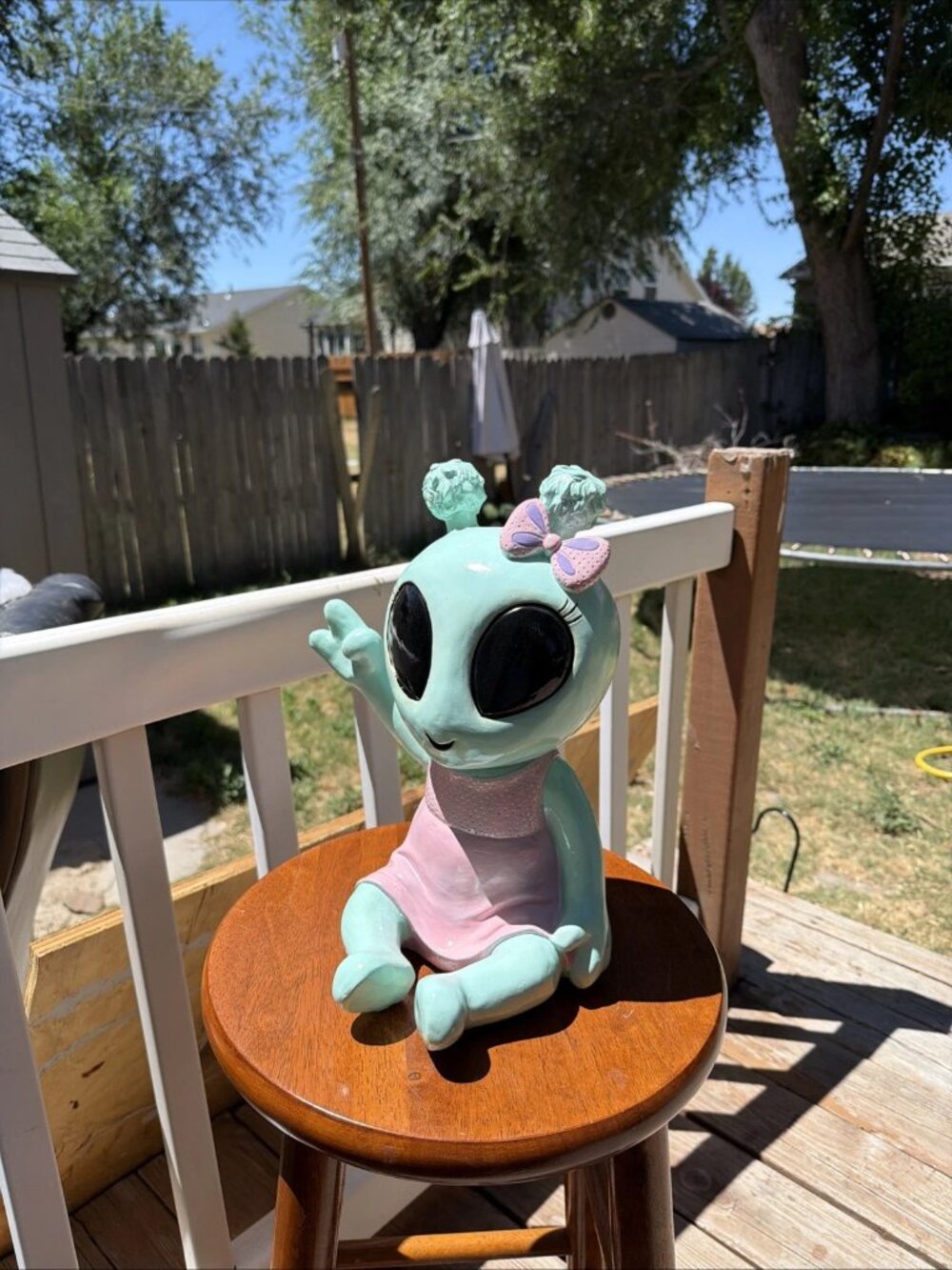 Summerween Pastel Alien Girl With Pink Bow - NWOT - Picture 2 of 4